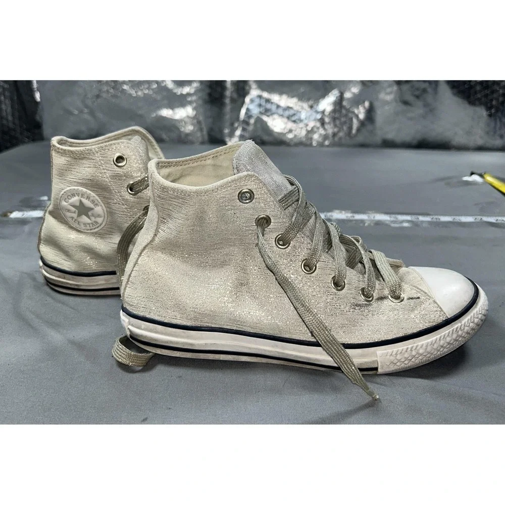 Converse Chuck Taylor All Star Shoes Youth Size 3 Gold Leather High Top 662798C